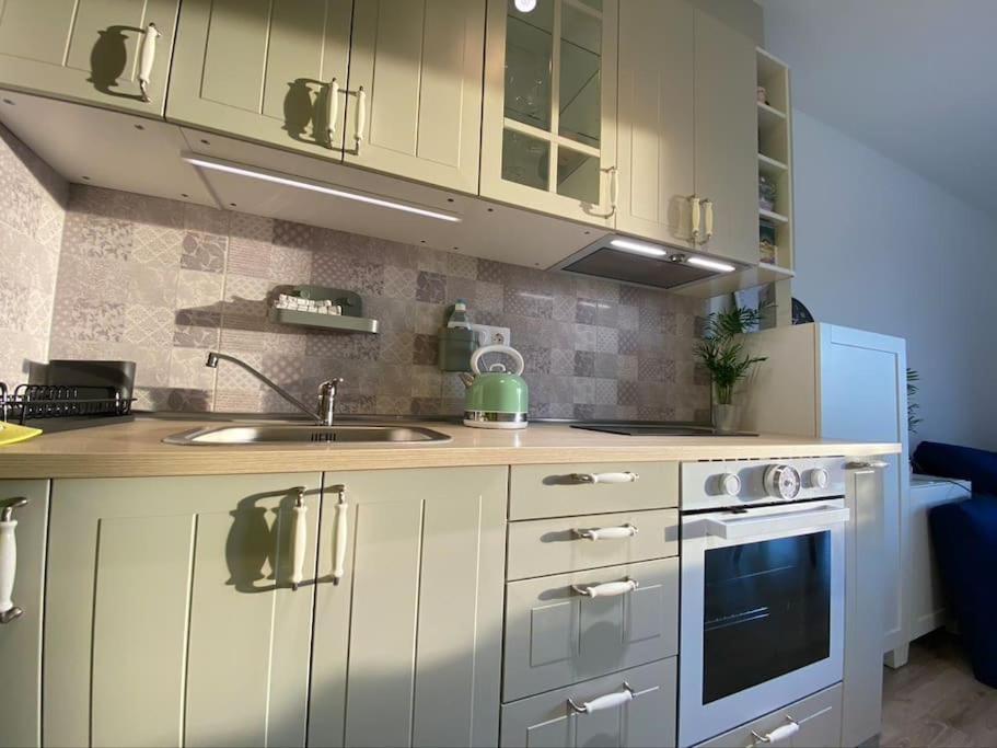 New Studio Apartment In Central Budapest - Free Parking Budapeste Exterior foto