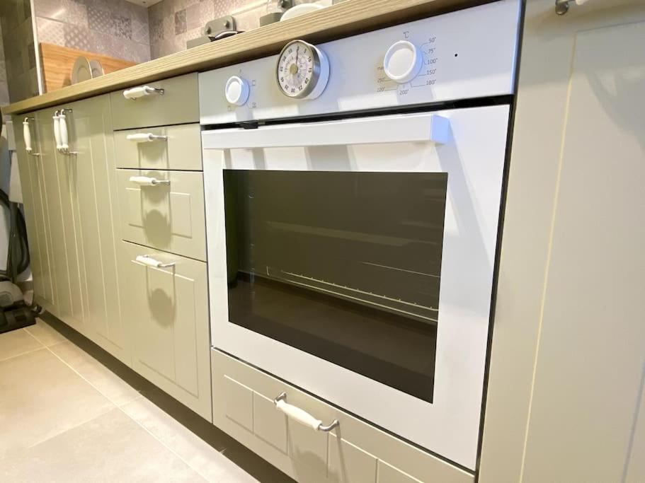 New Studio Apartment In Central Budapest - Free Parking Budapeste Exterior foto