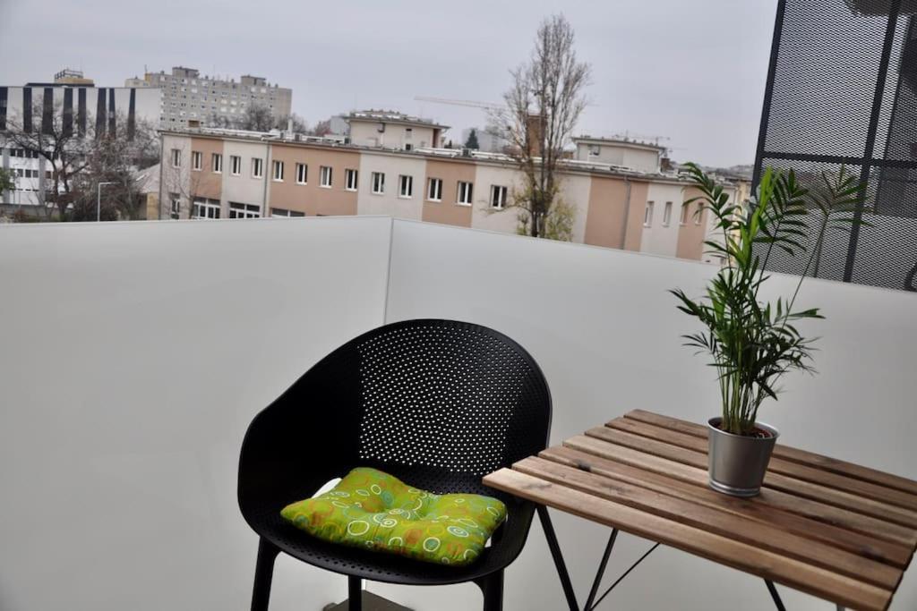 New Studio Apartment In Central Budapest - Free Parking Exterior foto